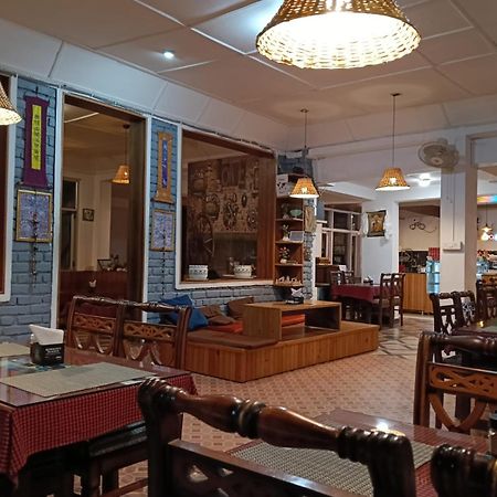 דרמסאלה Sky Pie Hotel מראה חיצוני תמונה
