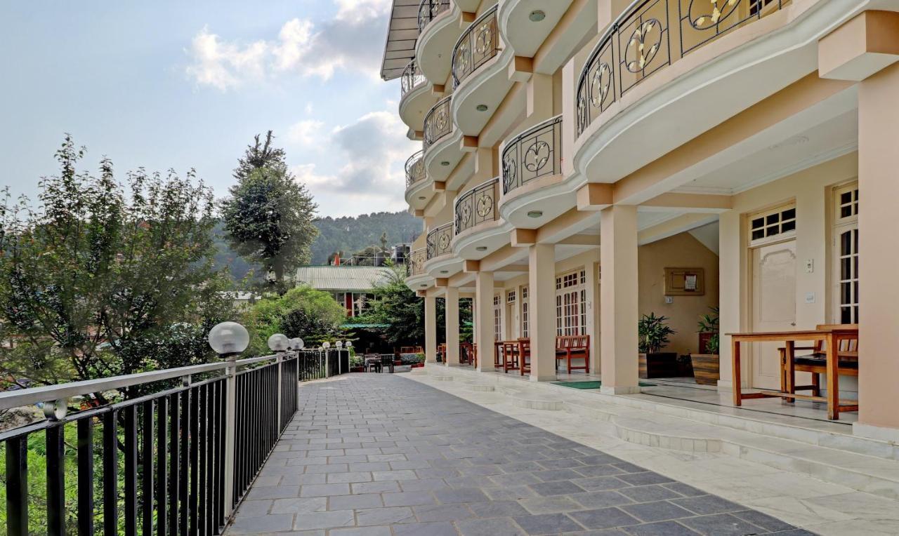 דרמסאלה Sky Pie Hotel מראה חיצוני תמונה