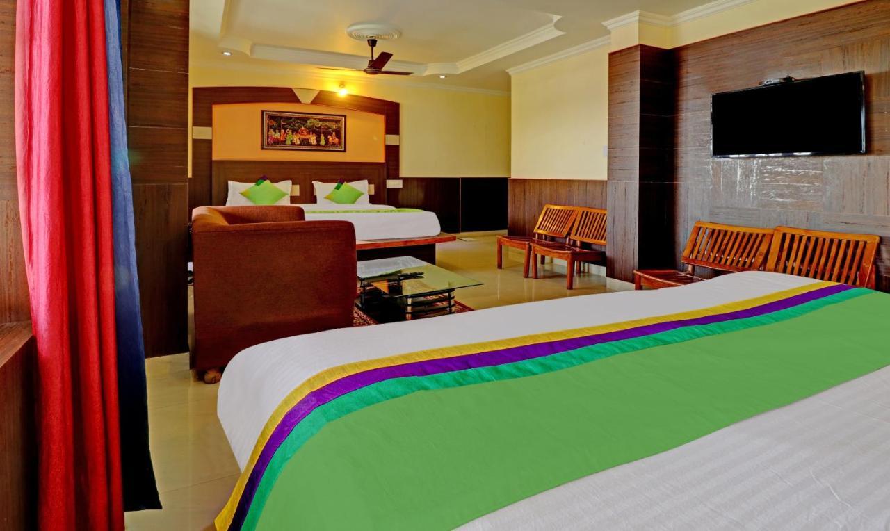 דרמסאלה Sky Pie Hotel מראה חיצוני תמונה