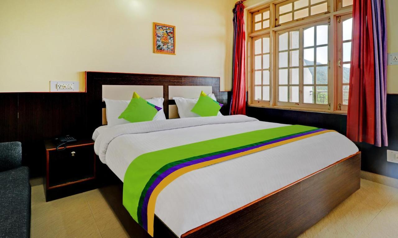 דרמסאלה Sky Pie Hotel מראה חיצוני תמונה